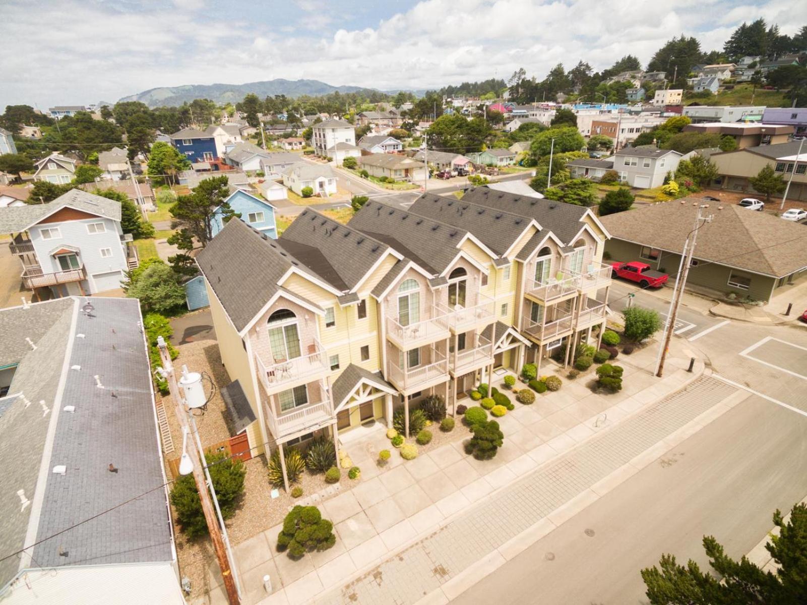 The White Turtle Villa Lincoln City Exterior foto