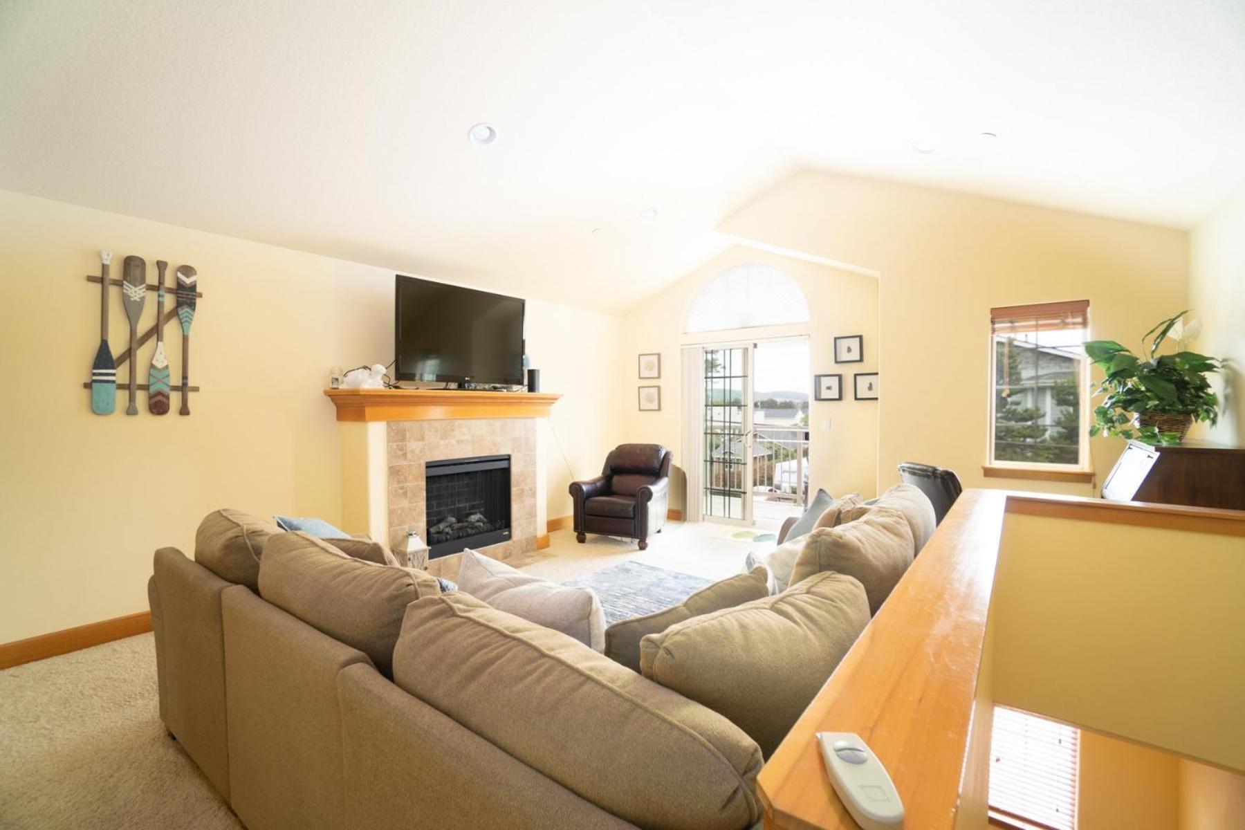 The White Turtle Villa Lincoln City Exterior foto
